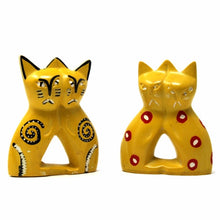 Load image into Gallery viewer, Handcrafted 4-inch Soapstone Love Cats Sculpture in Yellow - Smolart
