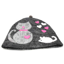 Load image into Gallery viewer, Hand Crafted Felt: Cat Tea Cozy
